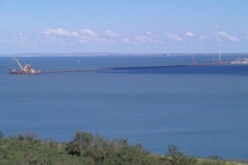 Проблемы с финансированием Крымского моста исключены: Минтранс РФ и Росавтодор ответили на заявления об остановке стройки из-за задержки оплат