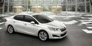 В Китае официально представлен обновленный седан Citroen C4