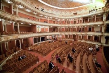 Театр имени Ивана Франко посетил Луганщину