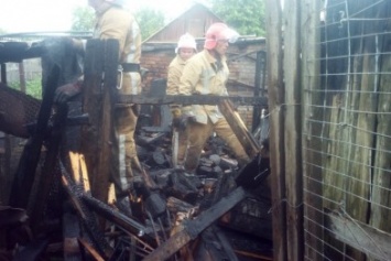 Кировоградский район: ликвидирован пожар хозяйственной постройки