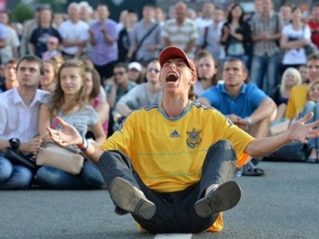 В Киеве к Евро-2016 откроют две фан-зоны