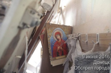 Жители Донецка - боевикам "ДНР": "Сколько можно? Хватит убивать наших детей! Остановитесь! Убирайтесь в Россию! (Шокирующие фото)