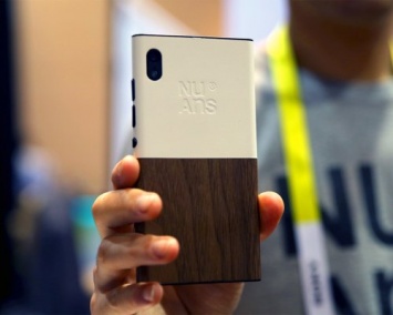 Nuans Neo на Windows 10 Mobile будет выпущен через Kickstarter