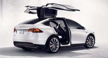 Mercedes покажет конкурента Tesla Model X в Париже