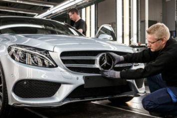 Mercedes-Benz все же построит завод в России