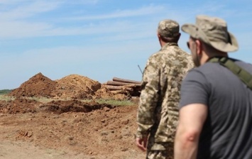 Запорожский чиновник подделал акты выполненных работ по строительству защитных сооружений на границе с Донбассом