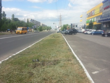 В городе Николаеве демонтировали лайт-боксы вдоль улицы Космонавтов