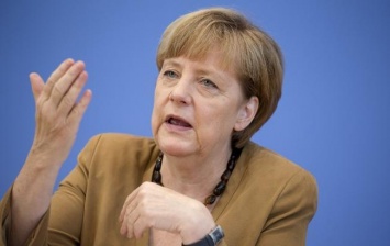 Меркель надеется на прогресс в Минске в июне
