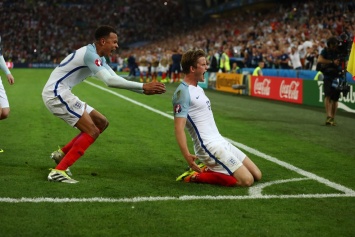 Сборная России на последних минутах вырвала ничью в матче с Англии