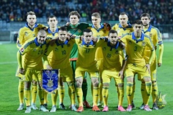 Болеем за нашу сборную! Сегодня команда Украины проведет свою первую игру на Евро-2016