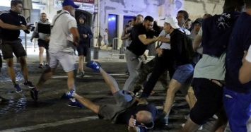 Мутко обвинил организаторов футбольного матча в драке болельщиков в Марселе