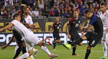 США обыграла Парагвай и вышла в плей-офф