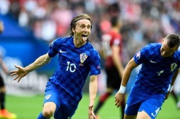 Евро-2016: Фантастический гол Луки Модрича приносит Хорватии победу над Турцией