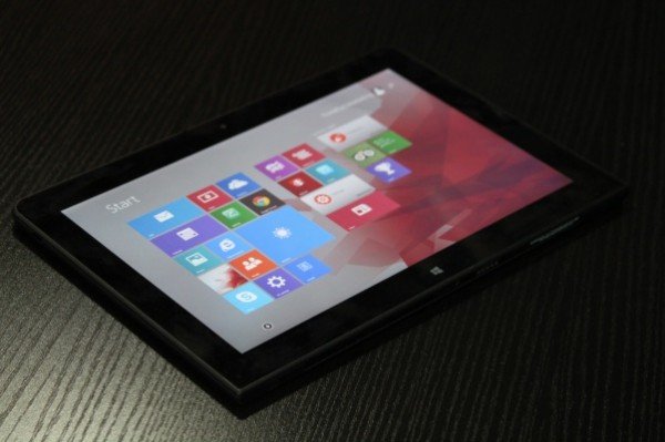 Lenovo анонсировала новый планшет ThinkPad Tablet 10 (ФОТО)