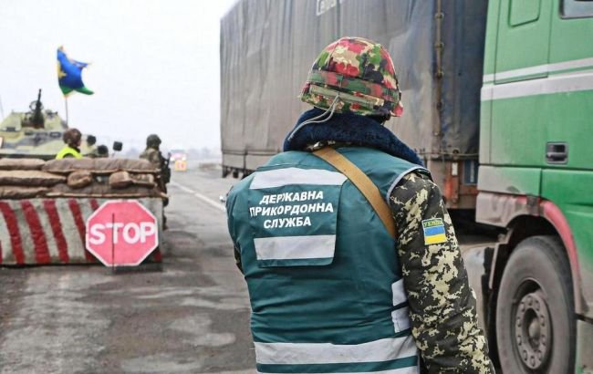 Госпогранслужба зафиксировала 3 беспилотника боевиков за сутки