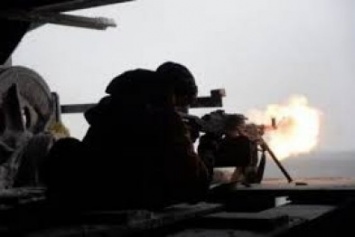 На Луганщине террористы вели снайперский и пулеметный обстрел -ранен украинский воин