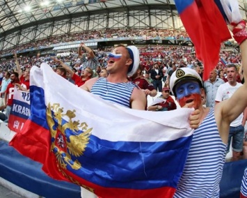 Фанат сборной Англии считает, что Россию нужно отстранить от Евро