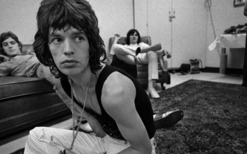 Режиссер "Аббатства Даунтон" экранизирует книгу о The Rolling Stones