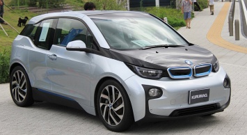 В США стартовали продажи обновленного ситикара BMW i3