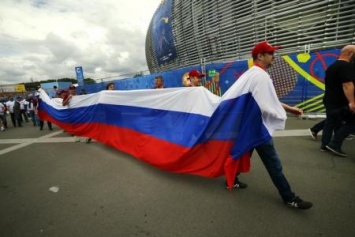 Полиция задержала четырех российских фанатов во французском Лилле