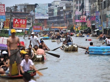 13 человек погибли и 13 пропали без вести из-за ливневых дождей в Китае
