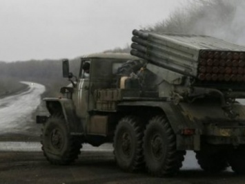 Активное перемещение военной техники зафиксировали в Донецке