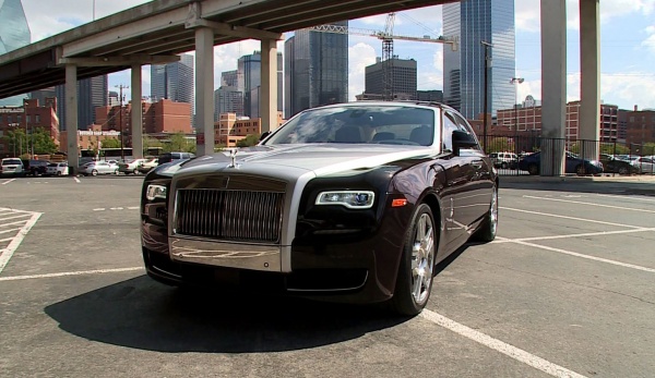 На авторынок России приехал седан Rolls-Royce Ghost нового поколения