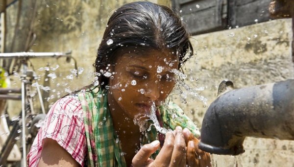 Количество жертв аномальной жары в Индии превысило 2300 человек
