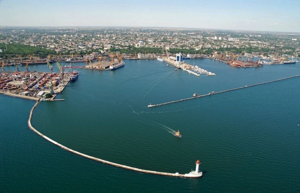 Саакашвили намерен продать Одесский порт миллионерам из Евросоюза