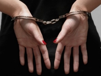 В аэропорту "Борисполь" задержали женщину, которая вербовала девушек для занятия проституцией