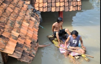 Наводнения в Индонезии: погибли по меньшей мере 24 человека