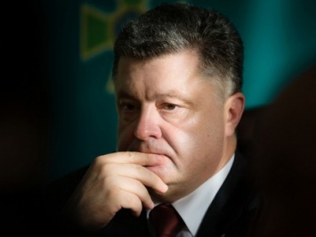 П.Порошенко выступил за продление санкций в отношении России