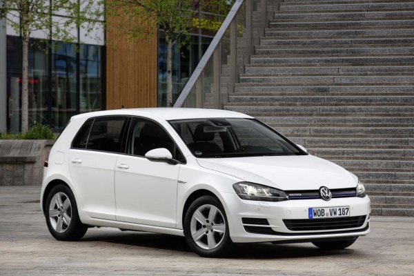 Volkswagen анонсировала самый экономичный бензиновый Golf