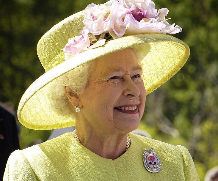 BBC напугал мир сообщениями о тяжелой болезни королевы Великобритании