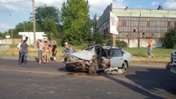 Водитель «Москвича», попавшего вчера в ДТП, в реанимации