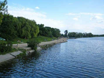 Кишечную палочку обнаружили в главном озере Ровно