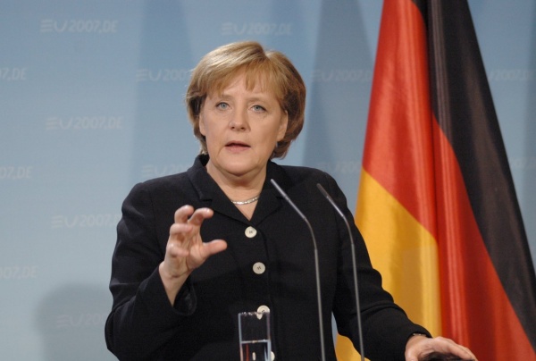 Меркель: Присутствие РФ на саммите G7 "немыслимое" после аннексии Крыма