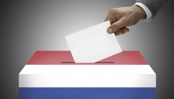 Голландские социалисты тоже хотят референдума, но несколько другого