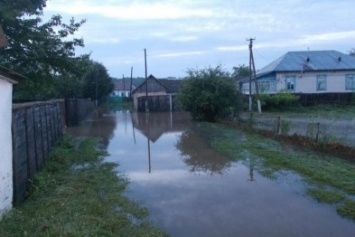 В Борзнянском районе из-за сильного ливня затопило два населенных пункта