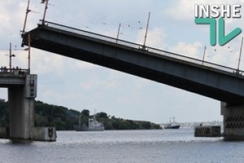 В Николаев прибыли корабли Военно-морских сил Украины