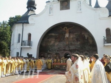 Патриарх Филарет отслужил панихиду на Казацких Могилах в Ровенской области