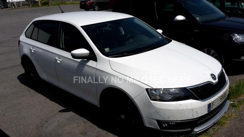 Skoda Rapid Scout попался фотошпионам на тестах