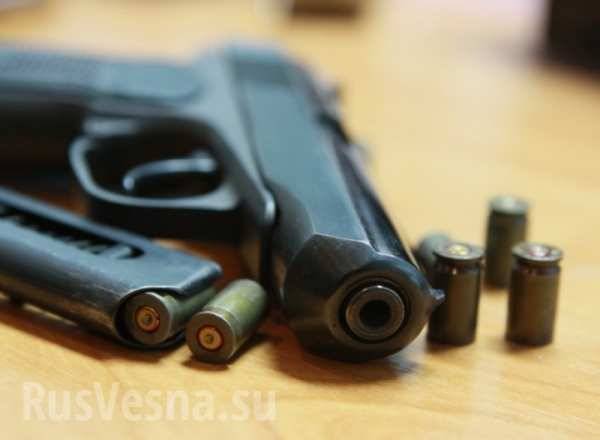 В Ровенской области военнослужащий прострелил ногу девушке