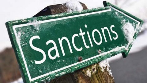 NYT: США не должны отказываться от санкций против России