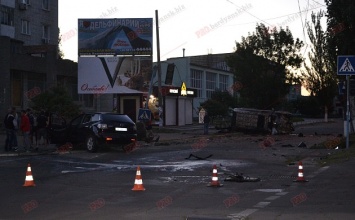 В Бердянске в ДТП попали полицейские: есть пострадавшие (ФОТО)
