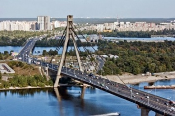 Киевсовет переименовал проспект Московский в честь Степана Бандеры