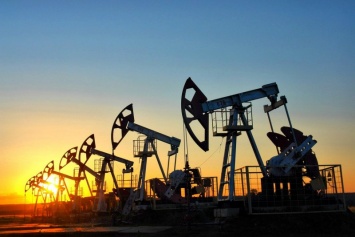 МВФ: Цена нефти при сокращении доли ОПЕК вырастет до 75 долларов