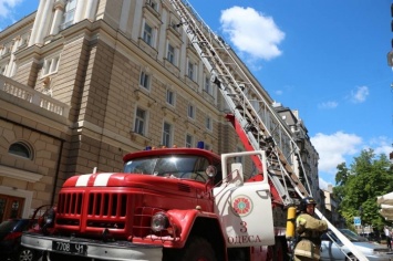 В одесском Оперном театре потушили условный пожар