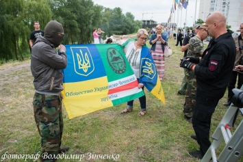В Киеве наградили чеченцев, воюющих в АТО (видео)