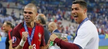 Слезы боли, слезы радости: Криштиану Роналду расплакался в финале Евро-2016